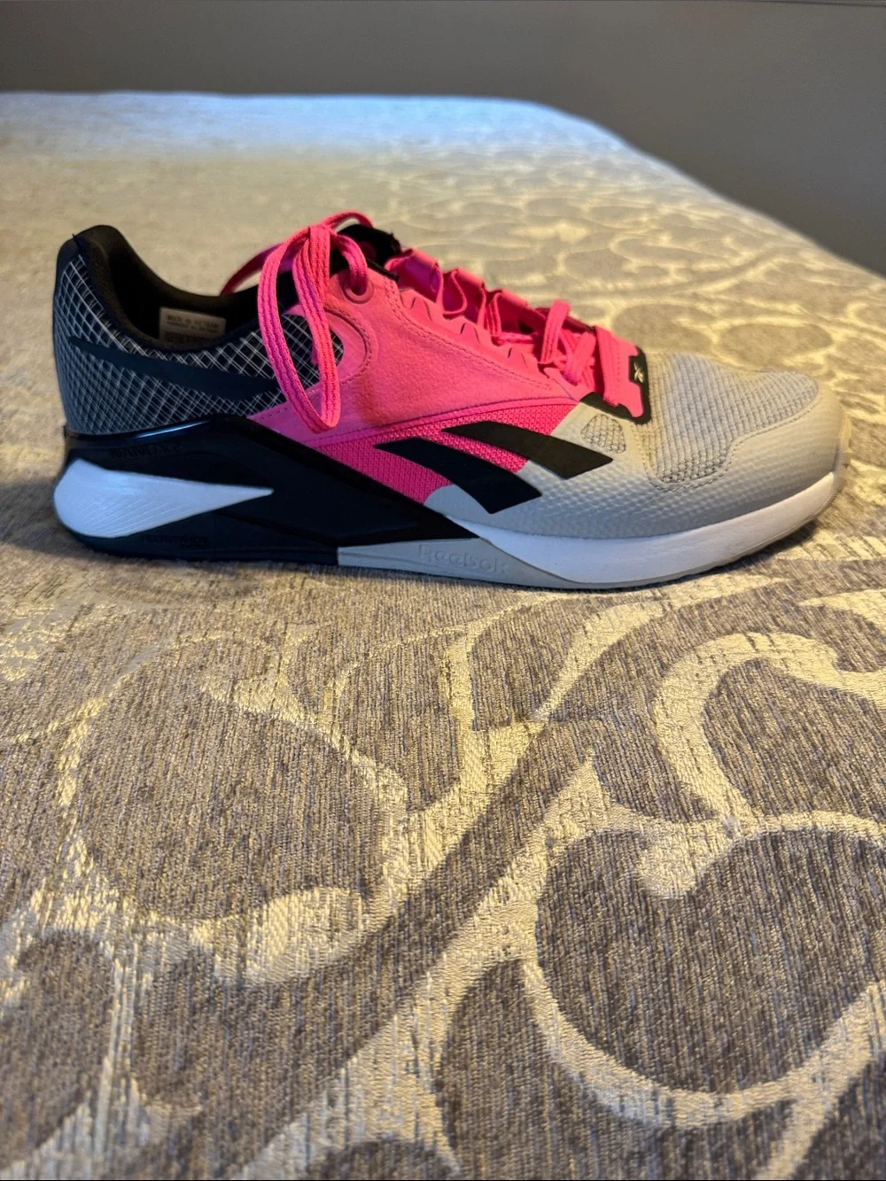 Reebok Men’s Nano 6000 Pink, Gray and Black Cross-Training Shoe Size 11